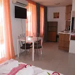 Cote D'azure Aparthotel 3*