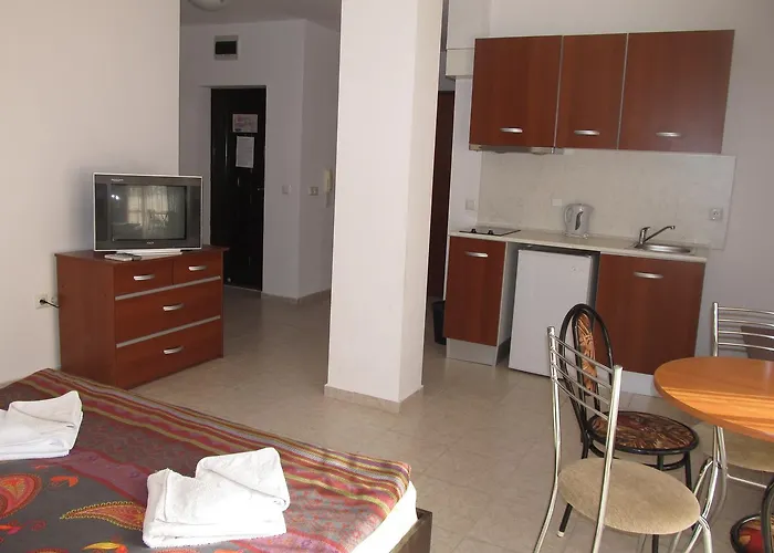 Cote D'azure Апарт-отель Несебр