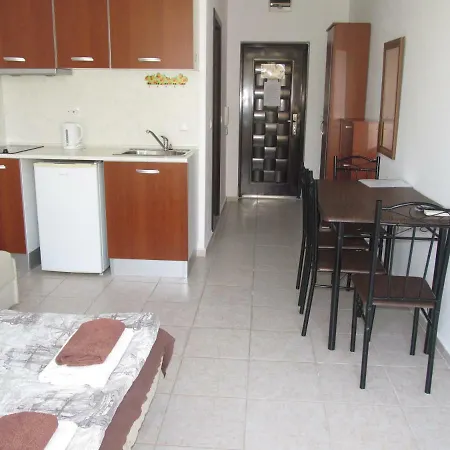 Cote D'azure 3* סאני ביץ'